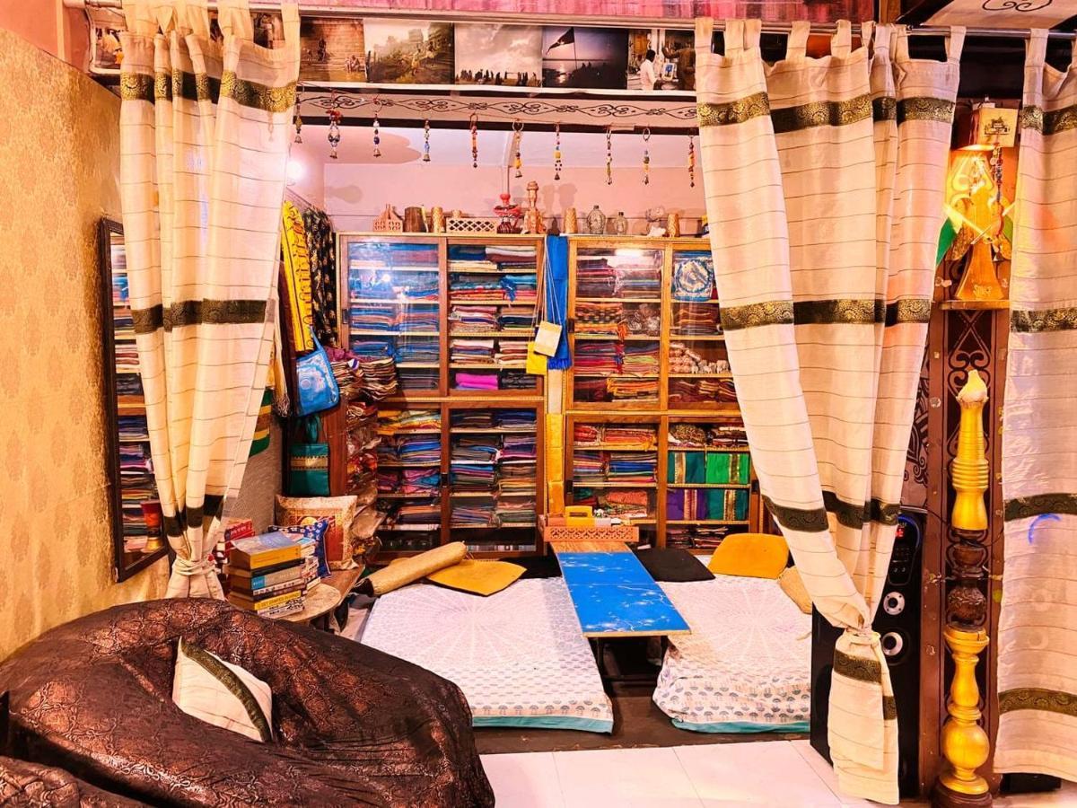 Stay Inn Heritage Varanasi Luaran gambar